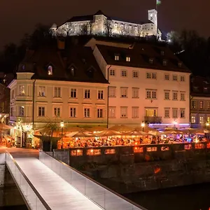 3 Bridges App , Ljubljana Slovenia